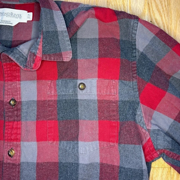 Wind River | Modern Fit Black & Red Plaid 100% Cotton ButtonUp Long Sleeve Shirt - Picture 3 of 8